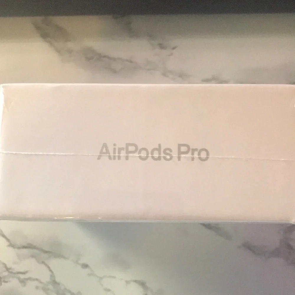 Brand (NEW)‼️ Apple AirPods Pro 2nd Generation